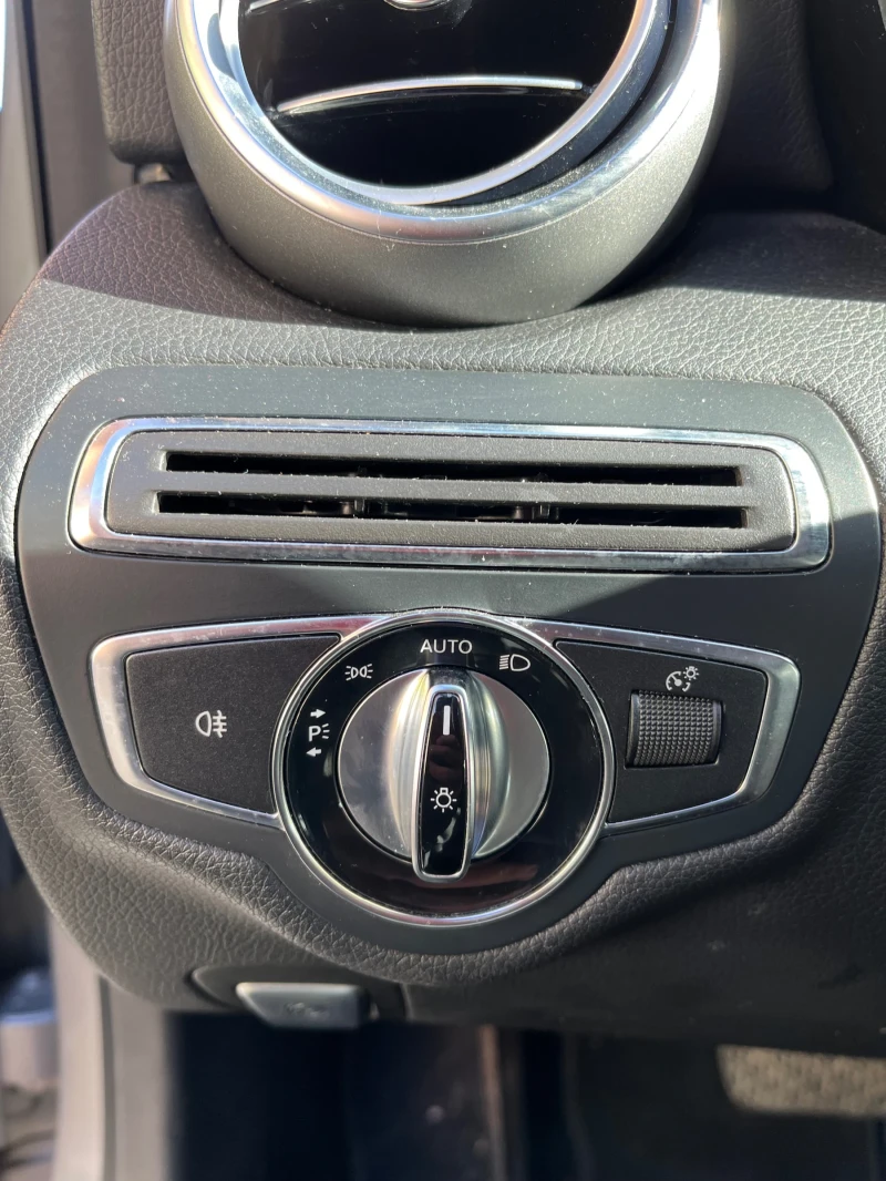 Mercedes-Benz C 300, снимка 7 - Автомобили и джипове - 53182008