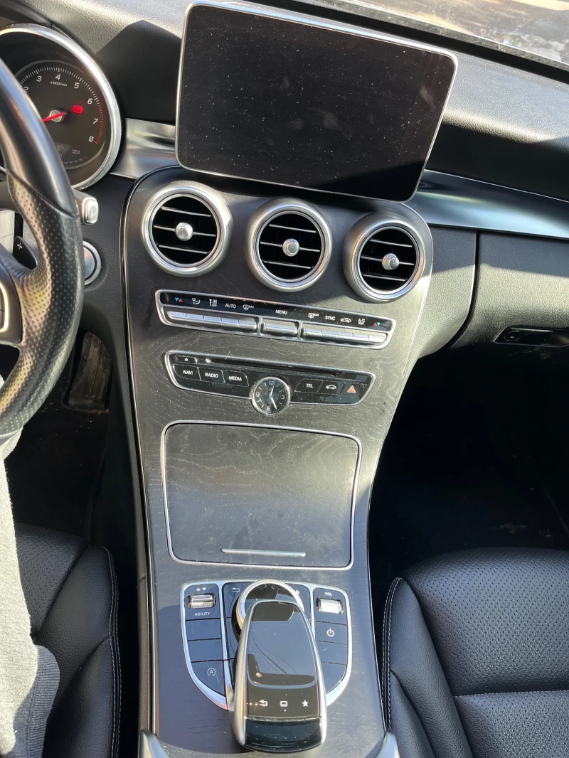 Mercedes-Benz C 300, снимка 8 - Автомобили и джипове - 53182008