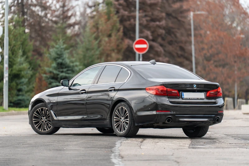 BMW 530 D xDrive / СМЕНЕНИ ВЕРИГИ / AdaptiveLed , снимка 6 - Автомобили и джипове - 53235969