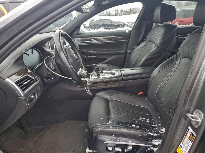 BMW 750 XI* HARMAN KARDON* AMBIENT* ПОДГРЕВИ* , снимка 7 - Автомобили и джипове - 53471935