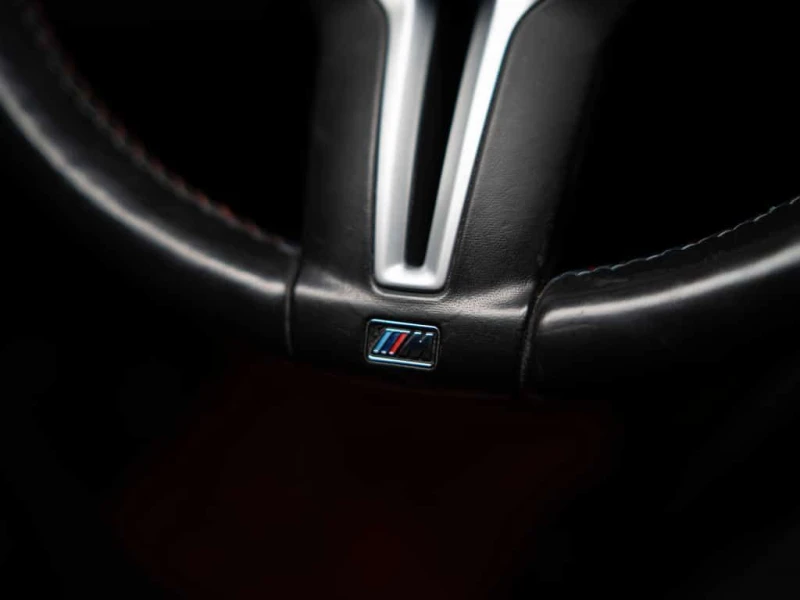 BMW M4 * EXECUTIVE & PREMIUM PKG | TONS OF UPGRADES * CAR, снимка 11 - Автомобили и джипове - 53526930