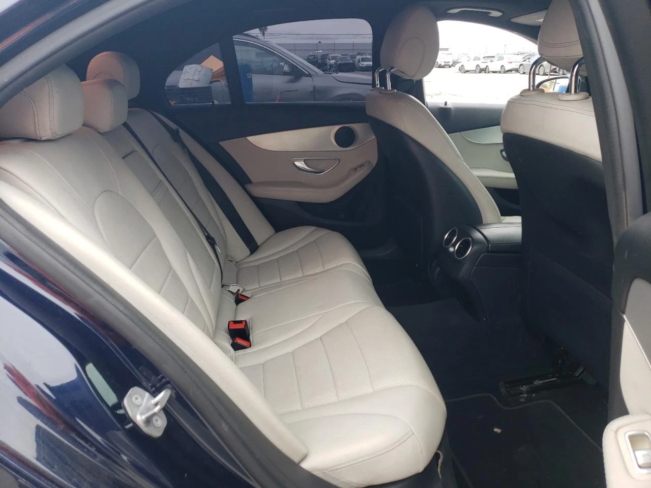 Mercedes-Benz C 300 ФИКСИРАНА ЦЕНА! RECARO/ЕЛ.СЕДАЛКИ/ПОДГРЕВ/ПАНО     - изображение 10