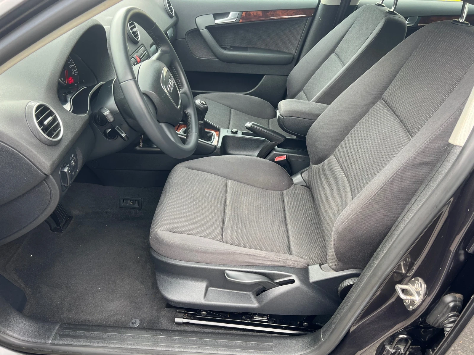 Audi A3 1.9TDI, 105ks - изображение 8