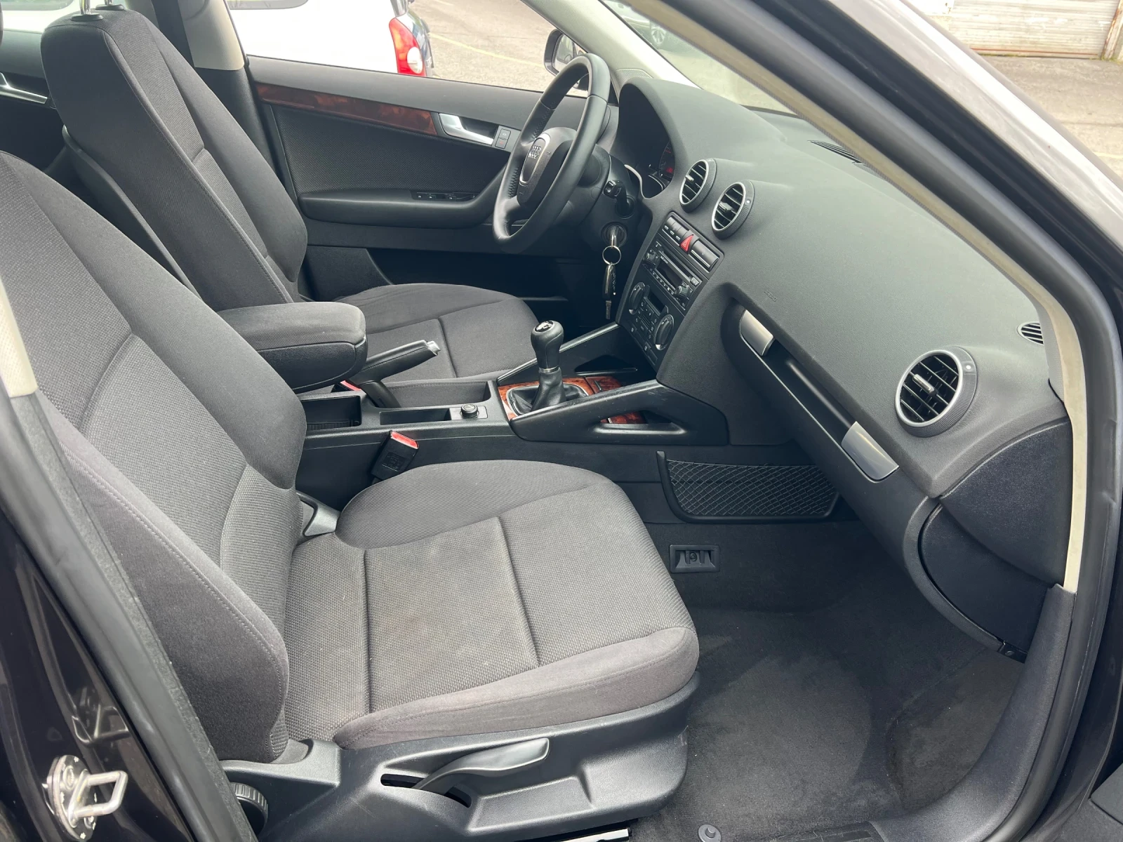 Audi A3 1.9TDI, 105ks - изображение 7