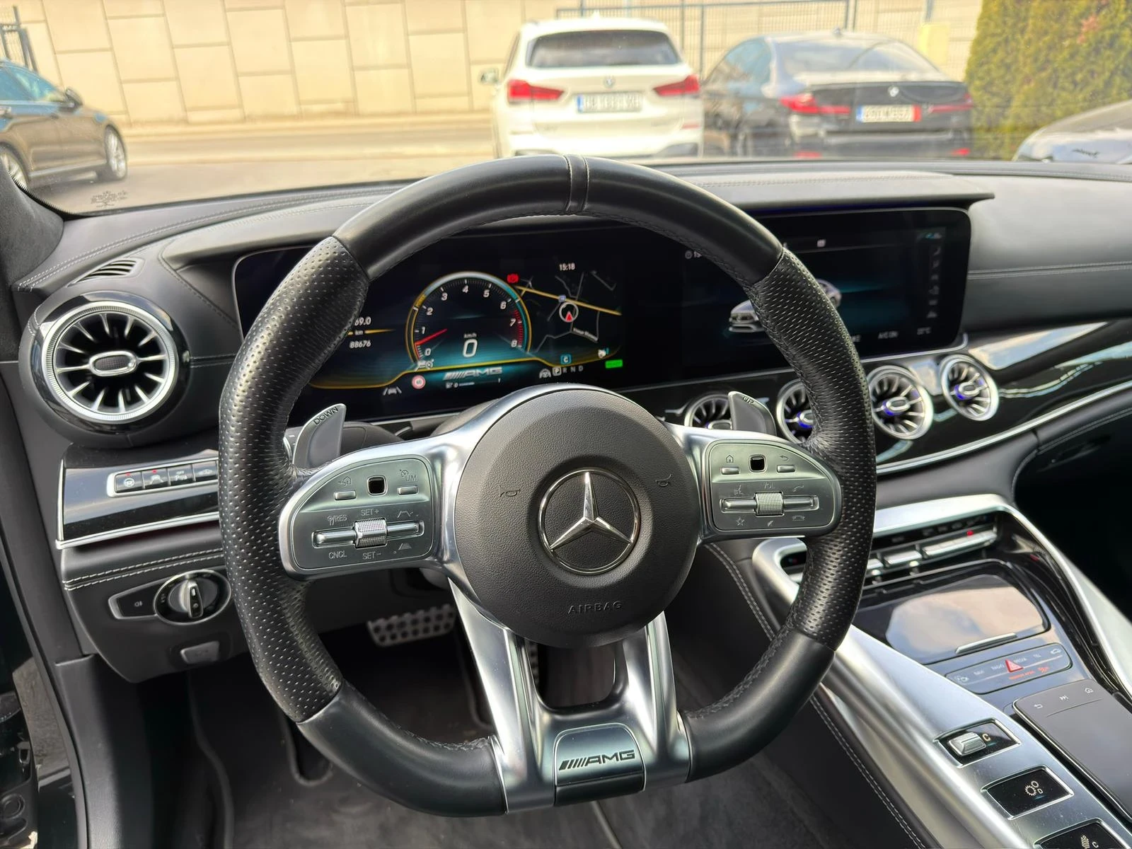 Mercedes-Benz AMG GT 43 4Мatic V8-Styling Nappa PANO НЕМСКА 88000КМ, снимка 8 - Автомобили и джипове - 50071242