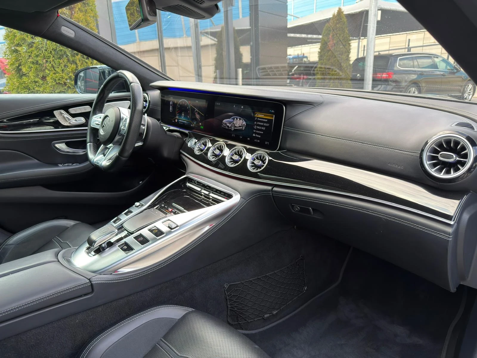 Mercedes-Benz AMG GT 43 4Мatic V8-Styling Nappa PANO НЕМСКА 88000КМ, снимка 11 - Автомобили и джипове - 50071242