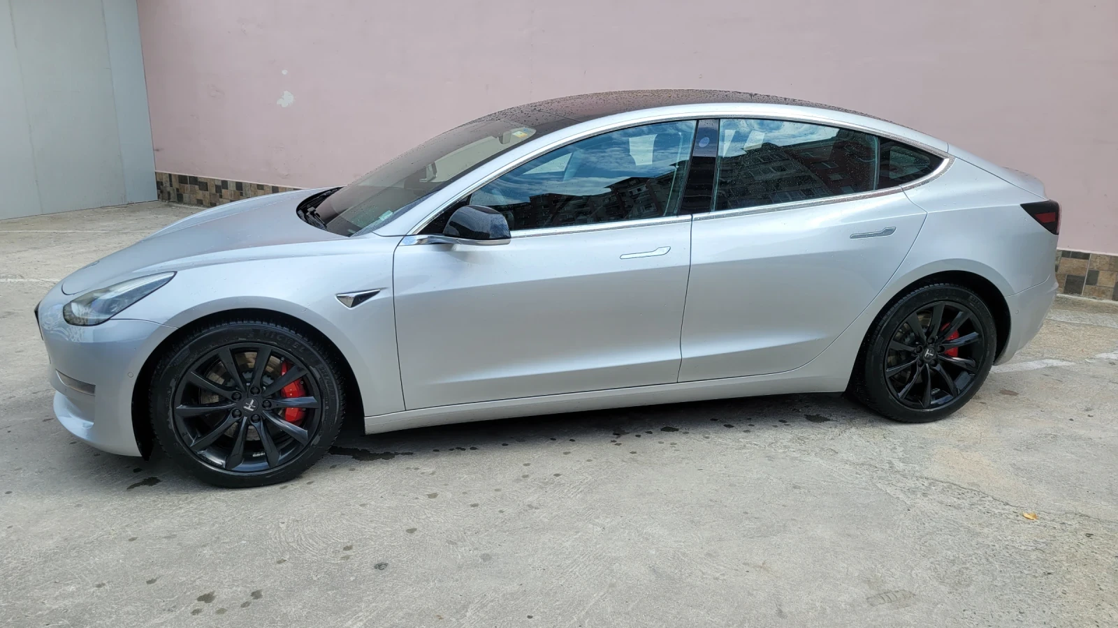Tesla Model 3 Performance  - изображение 2