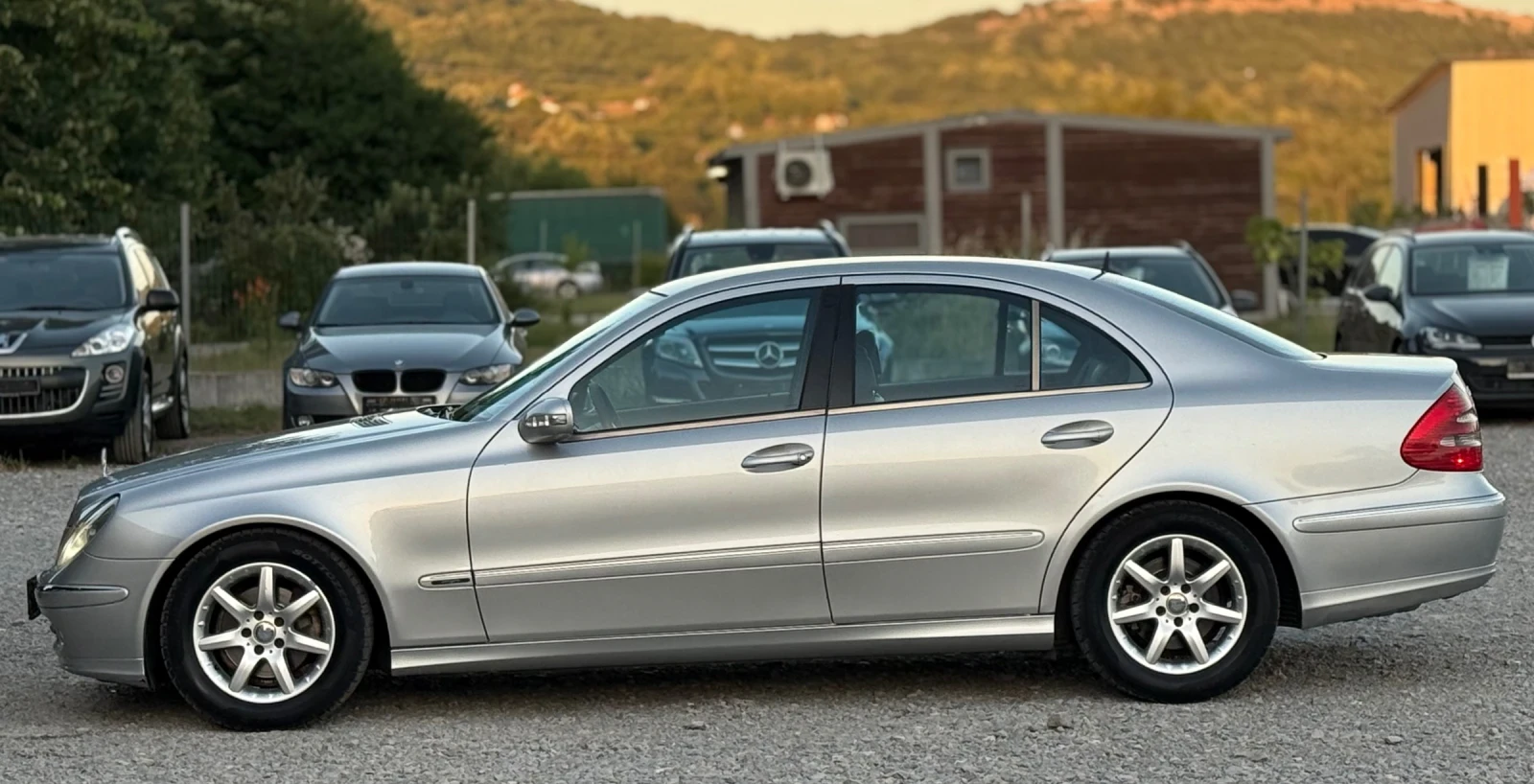 Mercedes-Benz E 270 2.7 CDi 177к.с * Avantgarde*  - изображение 7