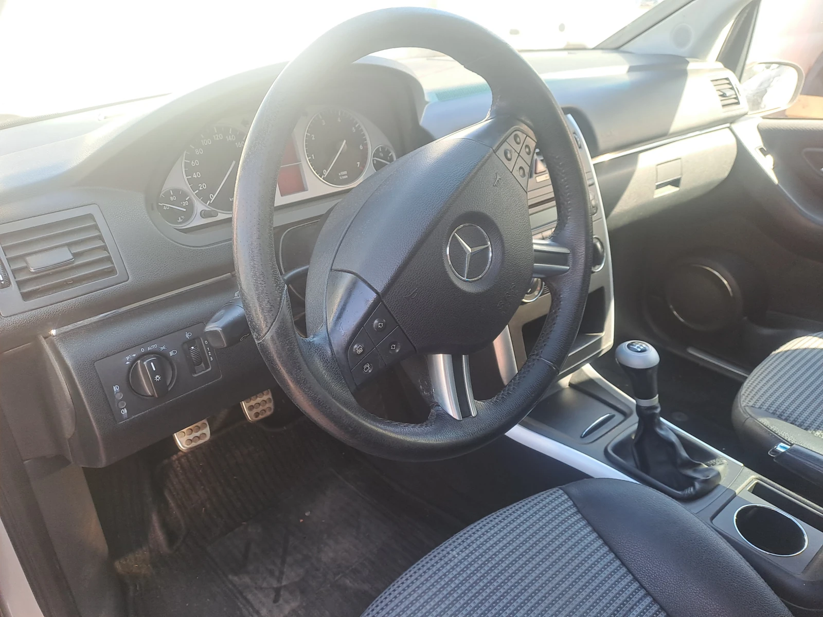 Mercedes-Benz B 150  - изображение 9