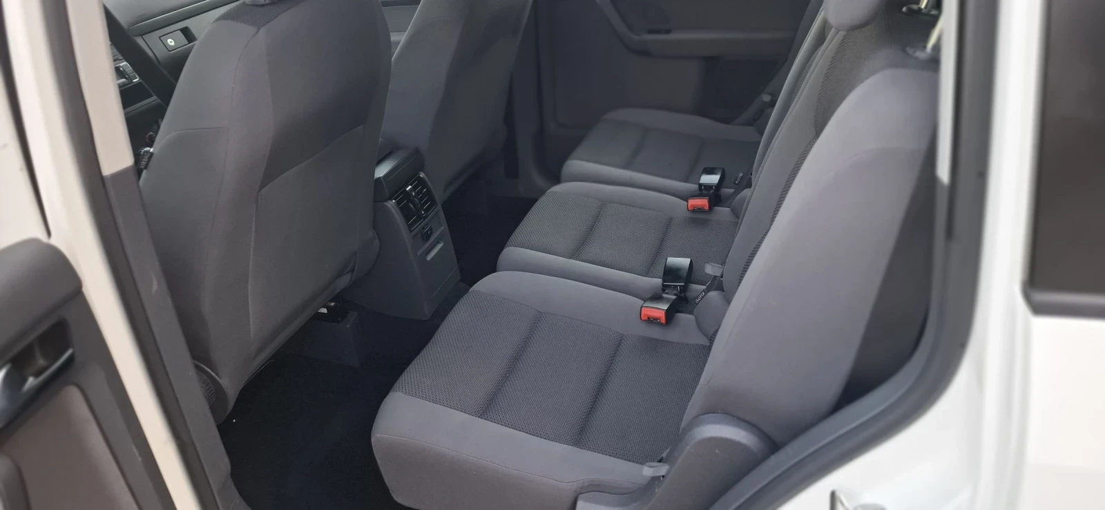 VW Touran 1.6 TDI - изображение 6