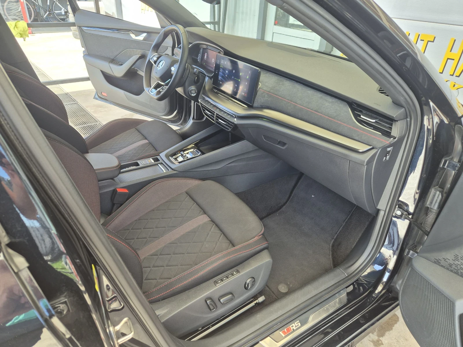 Skoda Octavia 2.0TDI VRS FULL Екстри  - изображение 9