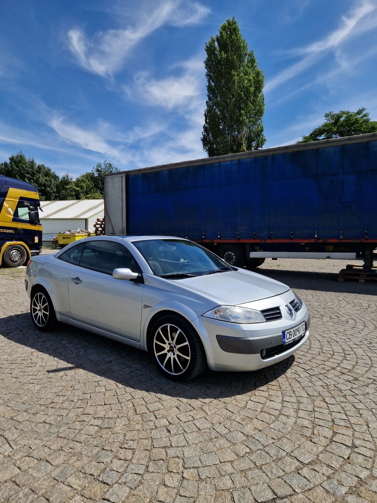 Renault Megane KARMANN - изображение 4