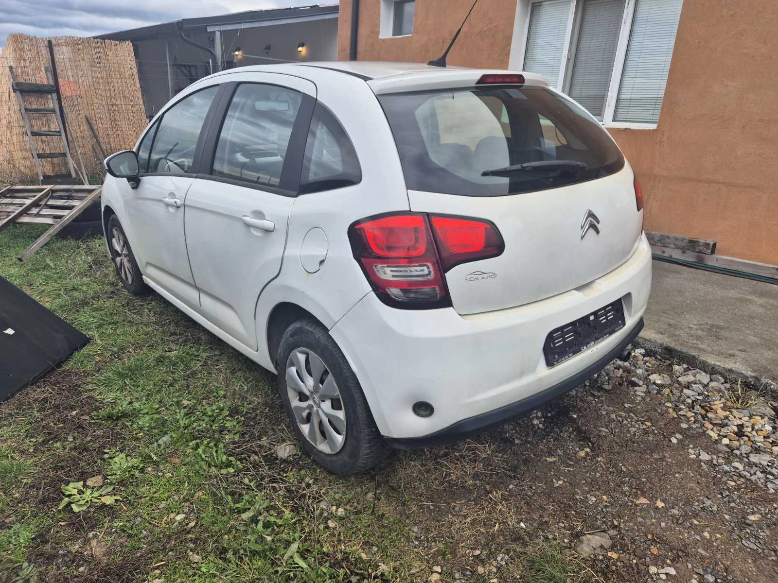 Citroen C3 1.1 60кс - изображение 3