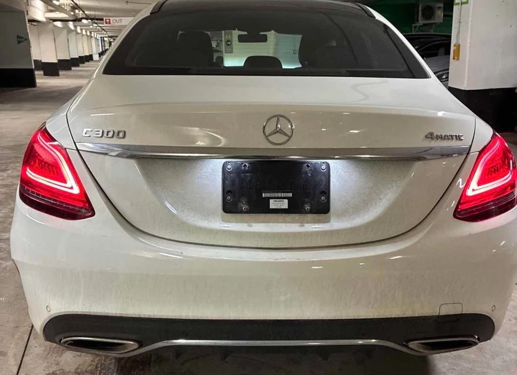 Mercedes-Benz C 300 * CARFAX * ЦЕНА ДО БЪЛГАРИЯ - изображение 4