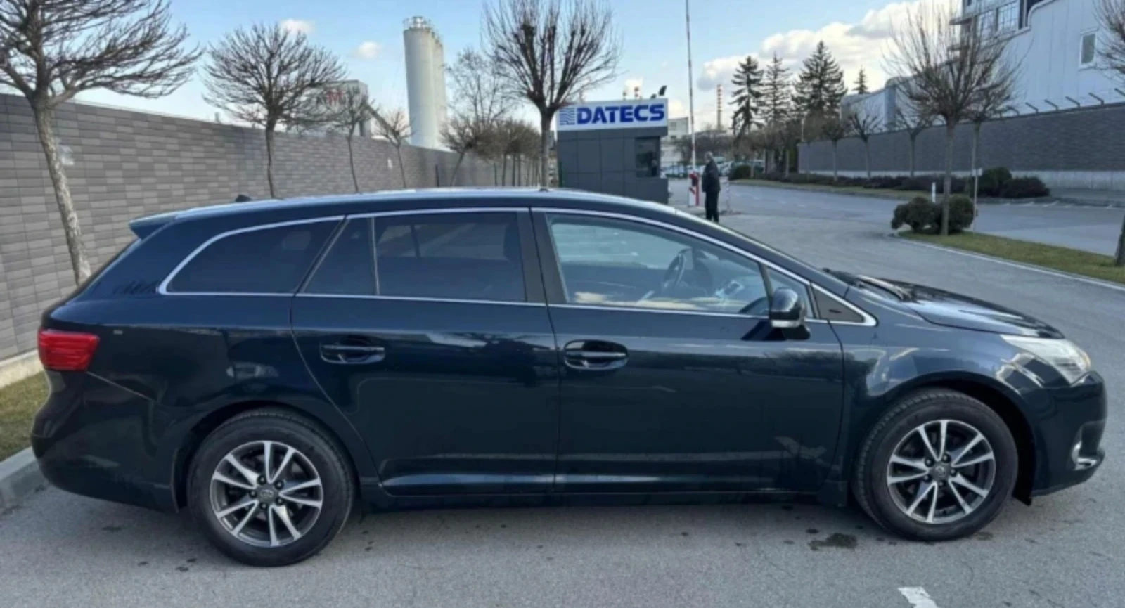 Toyota Avensis  - изображение 3