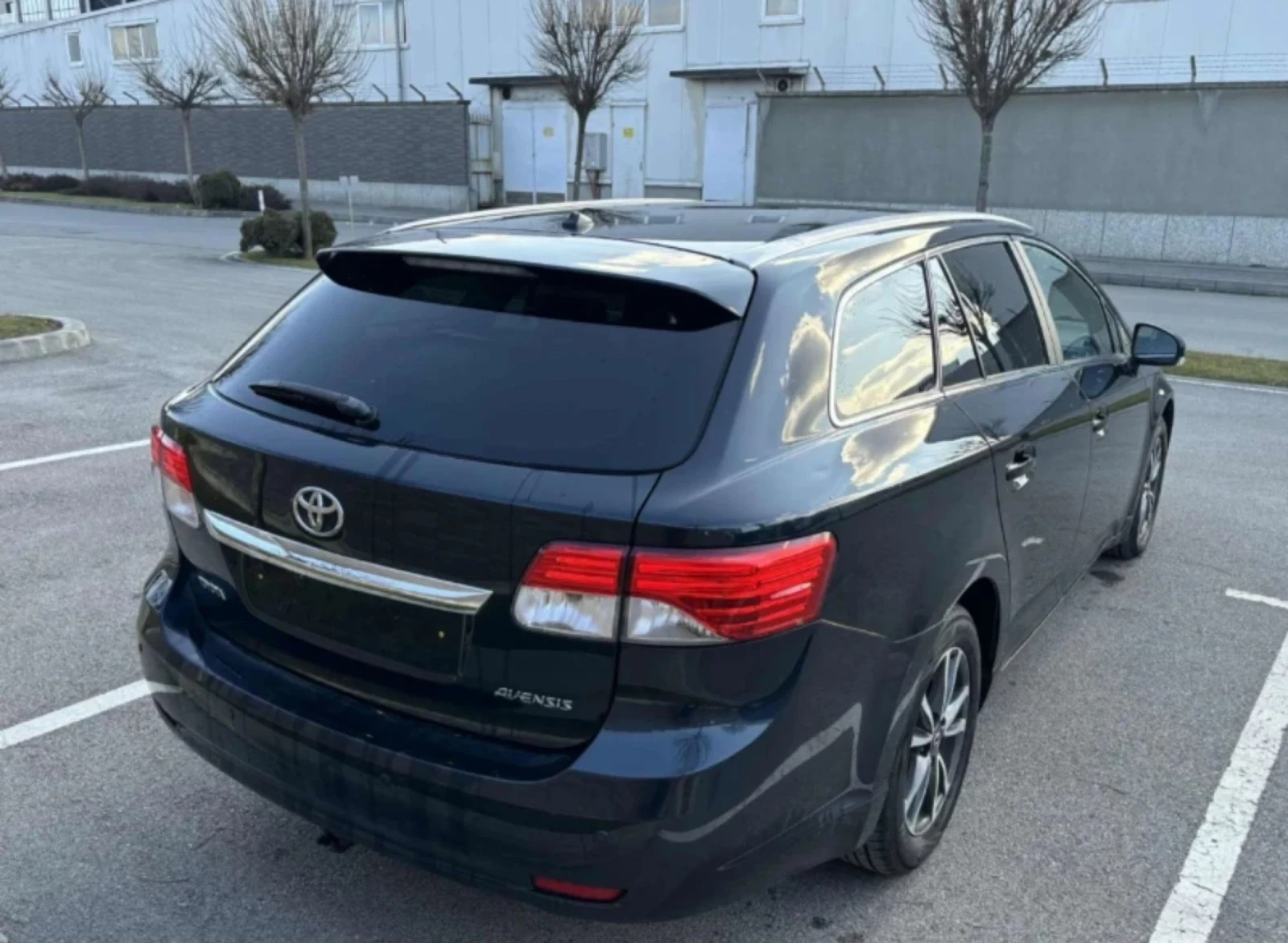 Toyota Avensis  - изображение 4