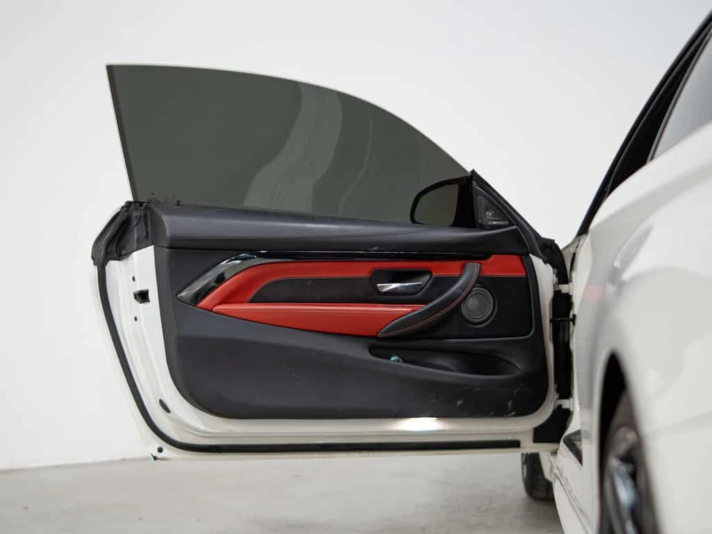 BMW M4 * EXECUTIVE & PREMIUM PKG | TONS OF UPGRADES * CAR | Mobile.bg � ����������� 6