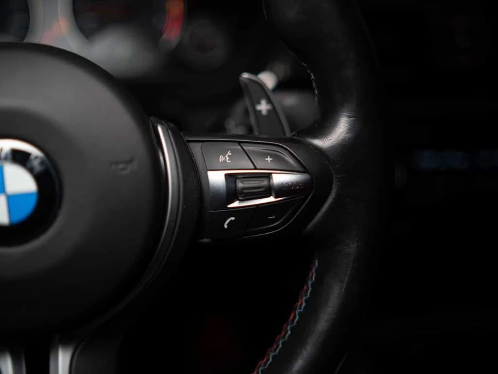 BMW M4 * EXECUTIVE & PREMIUM PKG | TONS OF UPGRADES * CAR | Mobile.bg � ����������� 10