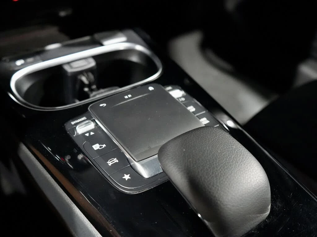 Mercedes-Benz CLA 250 Mercedes-Benz CLA 250* АвтоКредит* (ЦЕНА ДО БГ), снимка 13 - Автомобили и джипове - 53793686