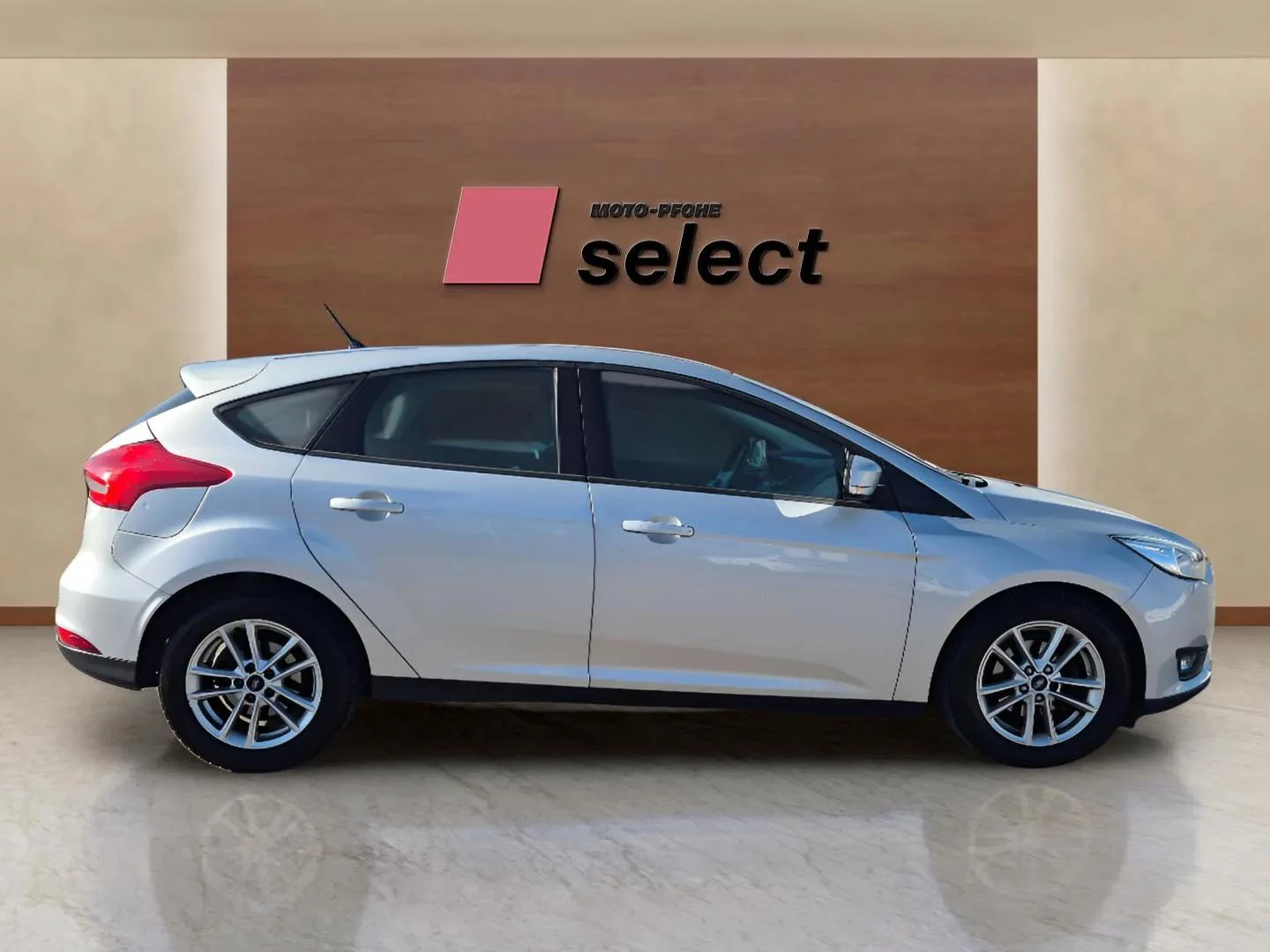 Ford Focus 1.0 EcoBoost, снимка 4 - Автомобили и джипове - 53818896