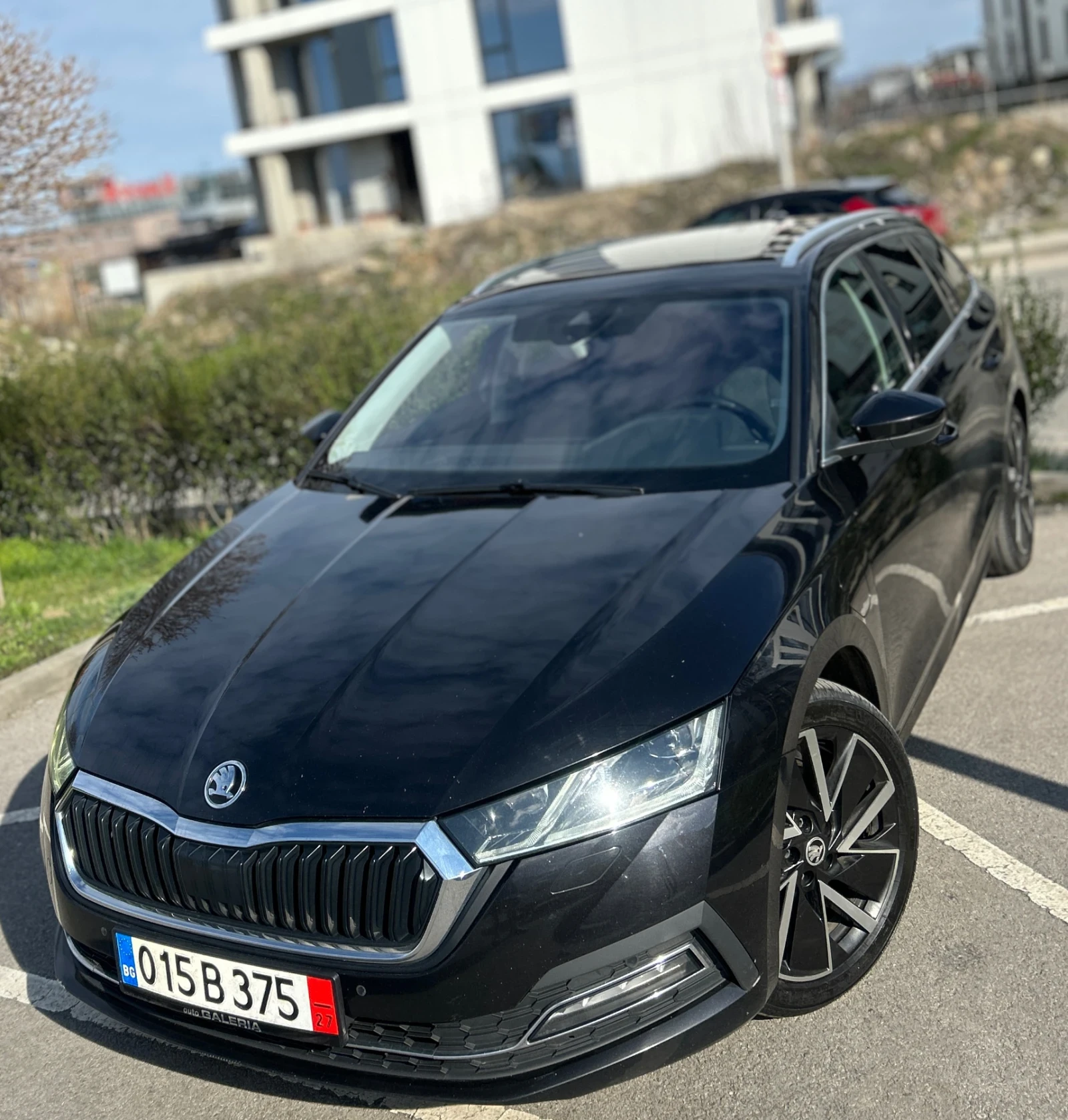 Skoda Octavia Plug in Hybrid, снимка 6 - Автомобили и джипове - 54136470