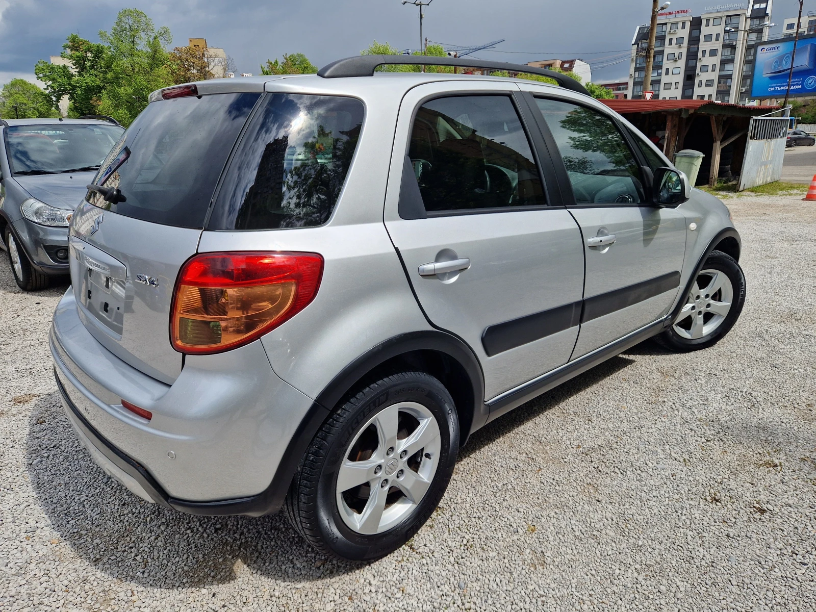 Suzuki SX4 1.6 газов инжекцион, снимка 5 - Автомобили и джипове - 54389641