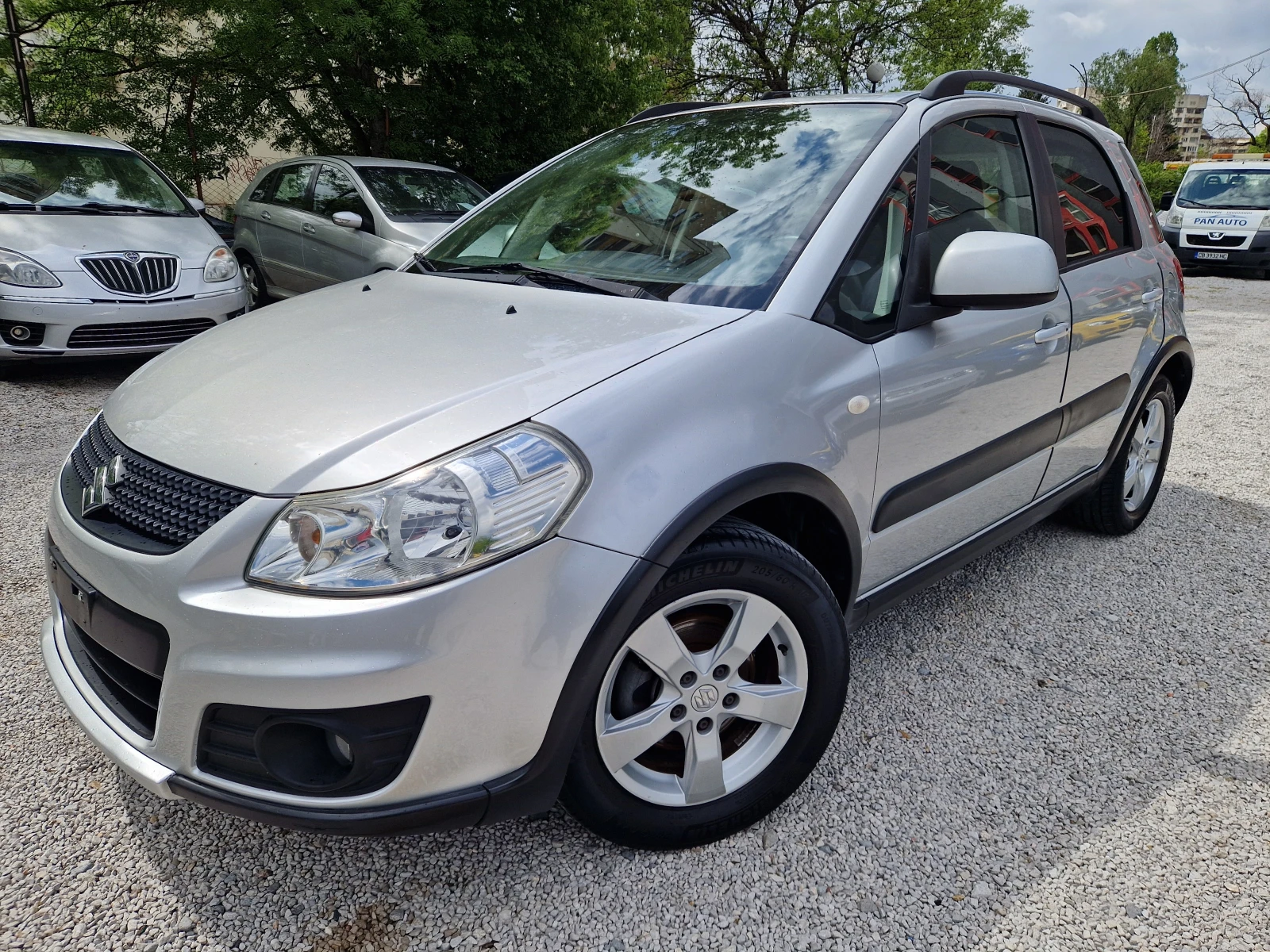 Suzuki Reno 1.6 газов инжекцион