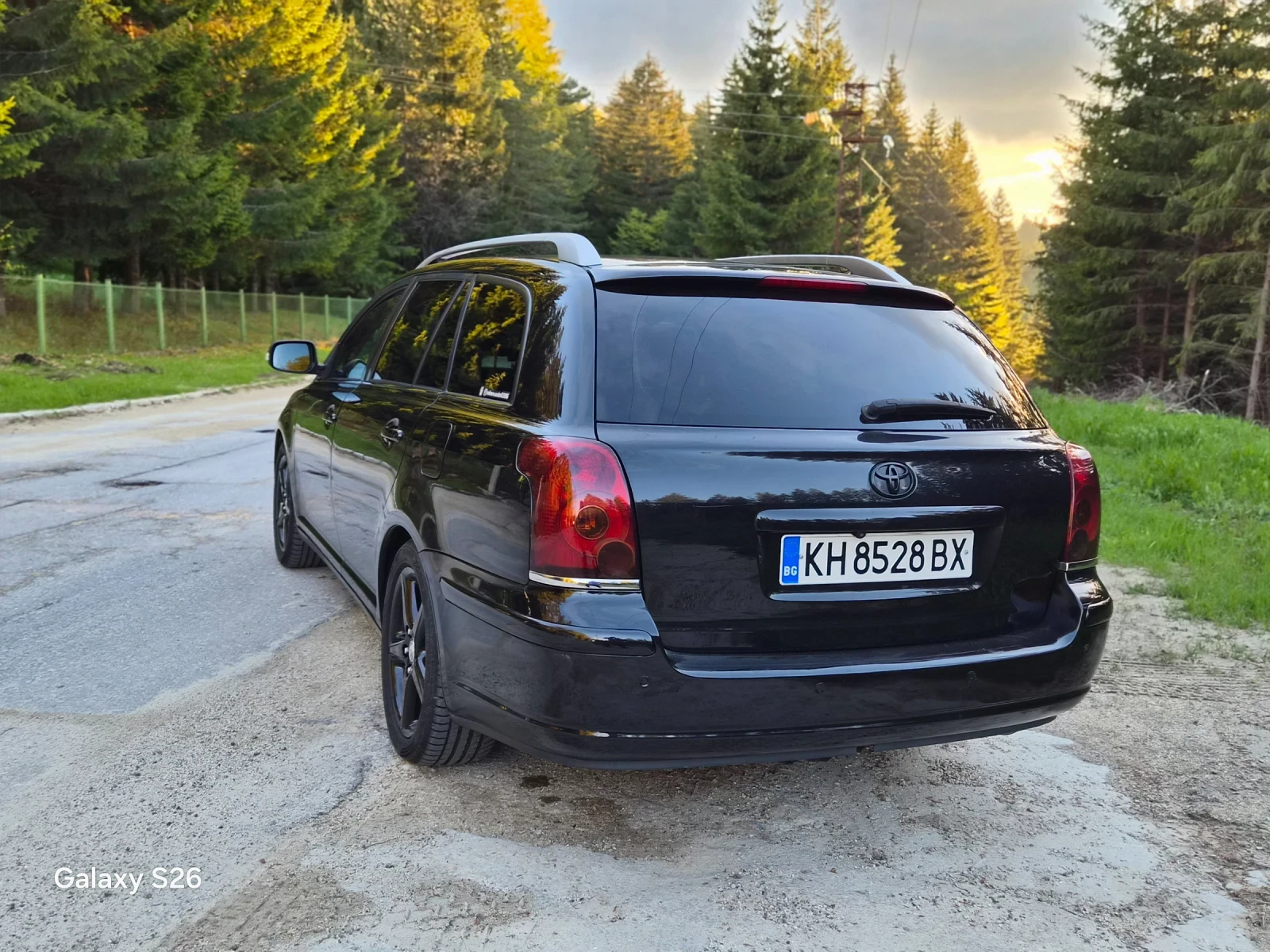 Toyota Avensis, снимка 5 - Автомобили и джипове - 55016193