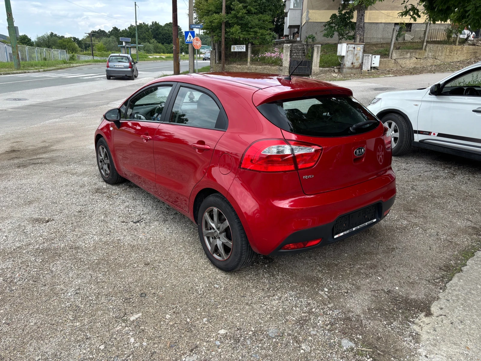 Kia Rio 1.3 benzin , снимка 5 - Автомобили и джипове - 54758335