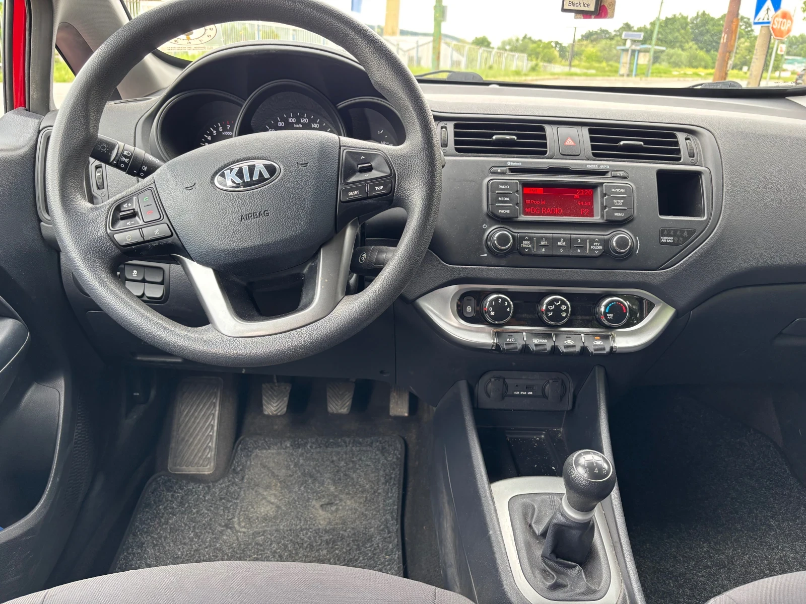 Kia Rio 1.3 benzin , снимка 7 - Автомобили и джипове - 54758335