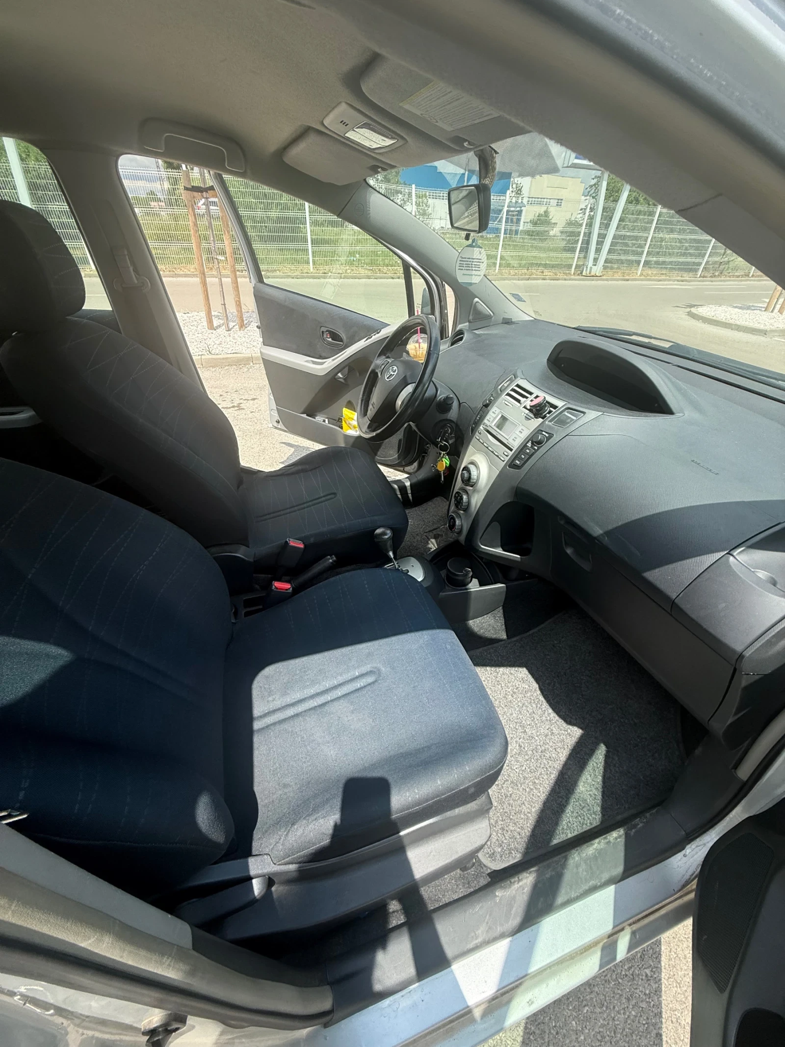 Toyota Yaris Luna, снимка 6 - Автомобили и джипове - 54978683