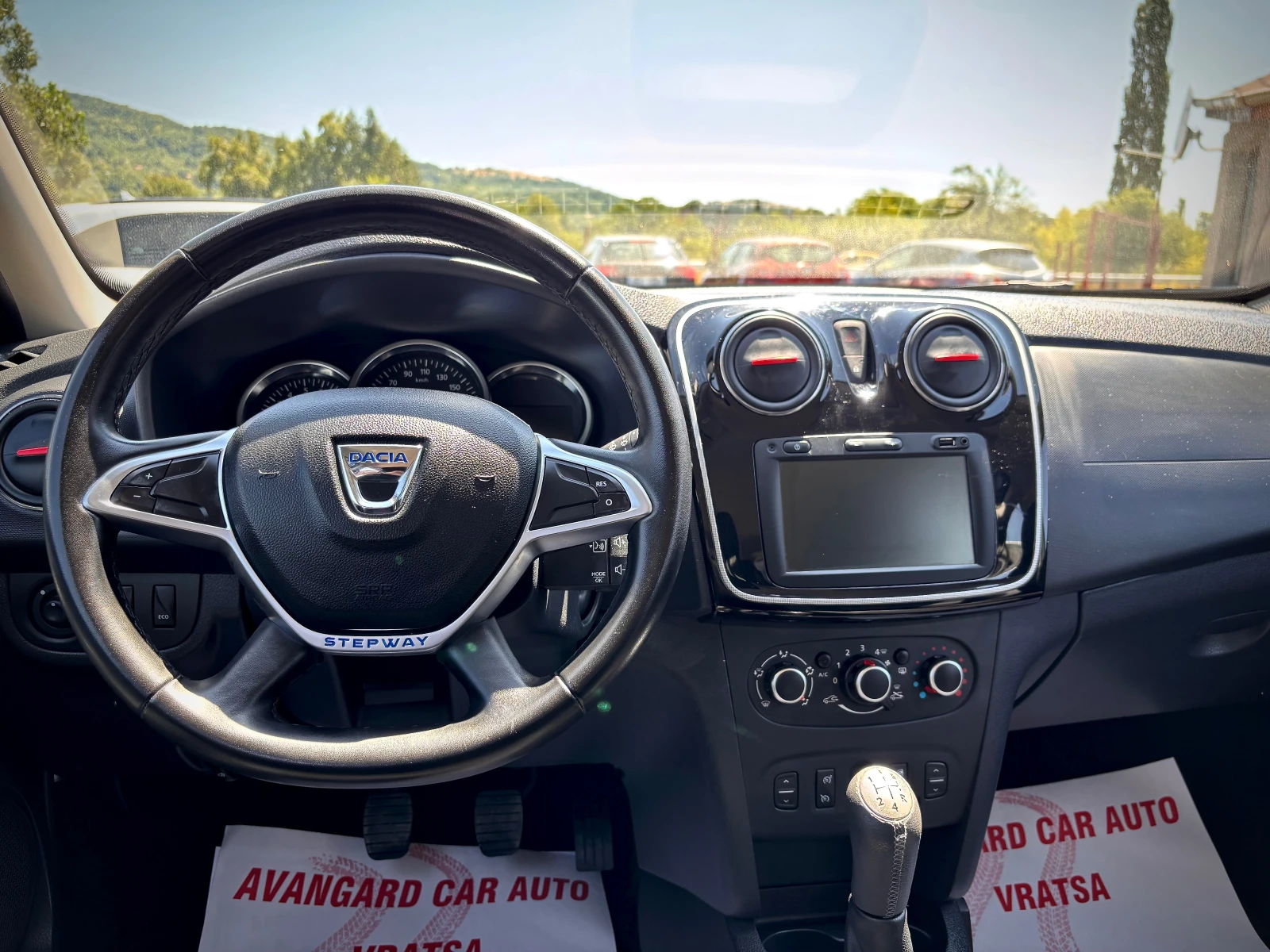 Dacia Sandero StepWay, снимка 10 - Автомобили и джипове - 55476250