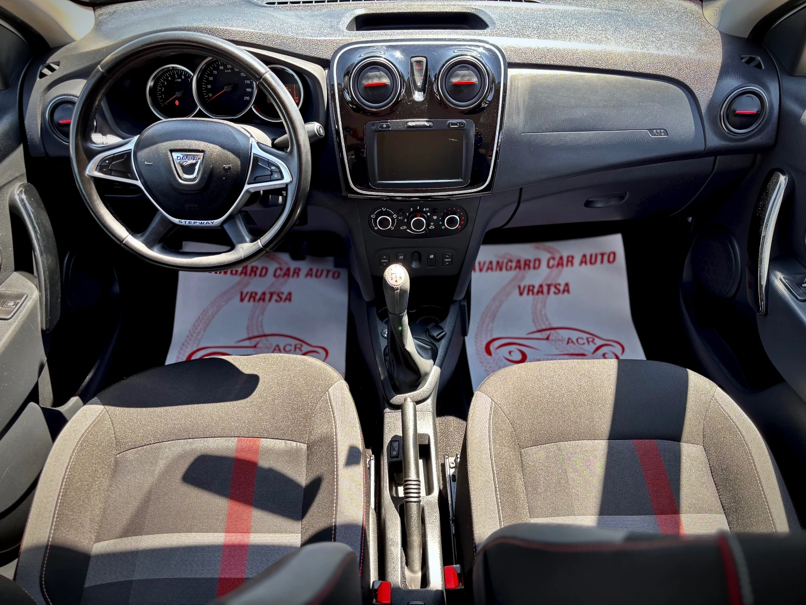 Dacia Sandero StepWay, снимка 11 - Автомобили и джипове - 55476250