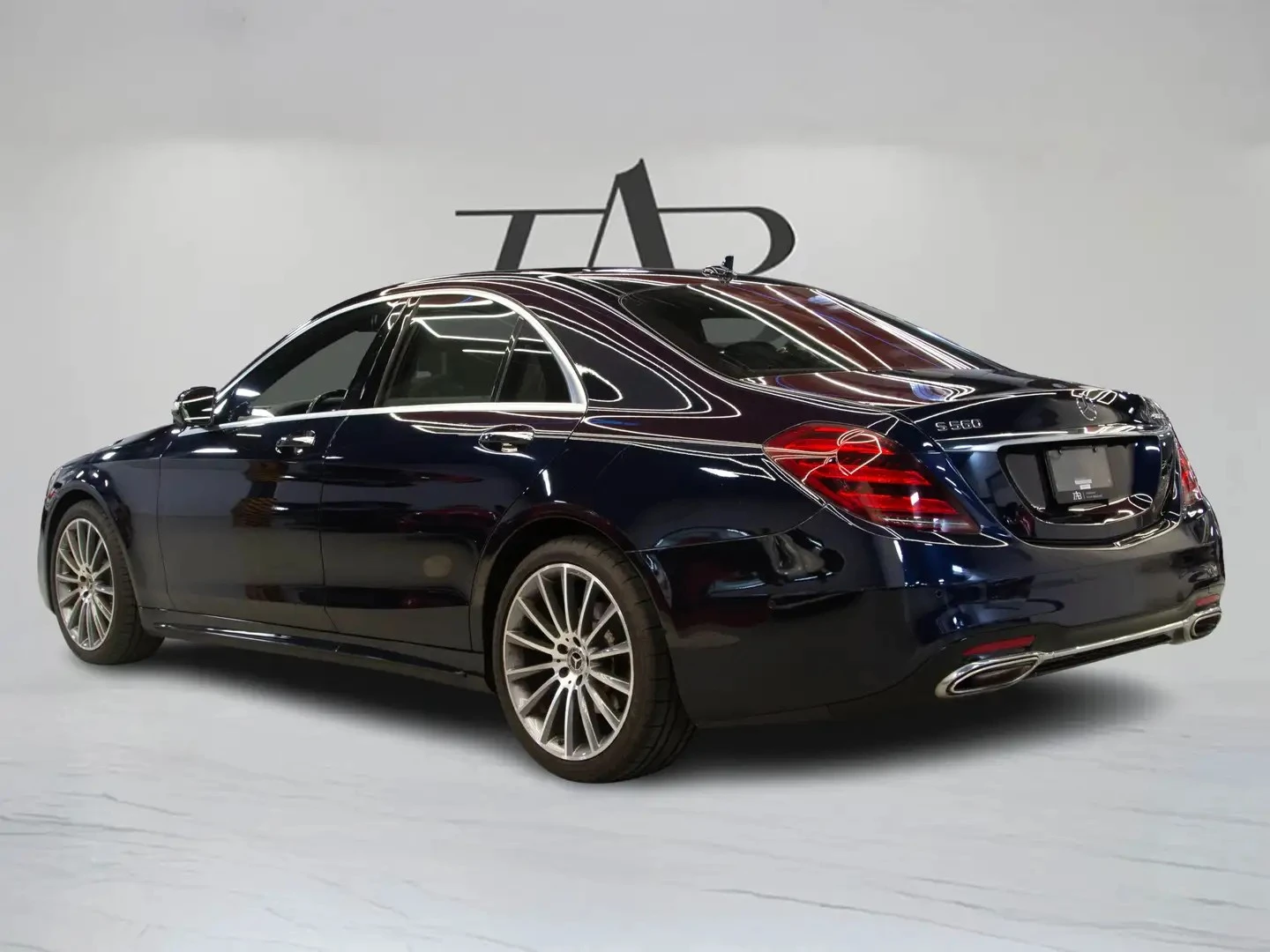 Mercedes-Benz S 560 AMG PREMIUM* Intelligent Drive* Burmester* 360* , снимка 5 - Автомобили и джипове - 55964469