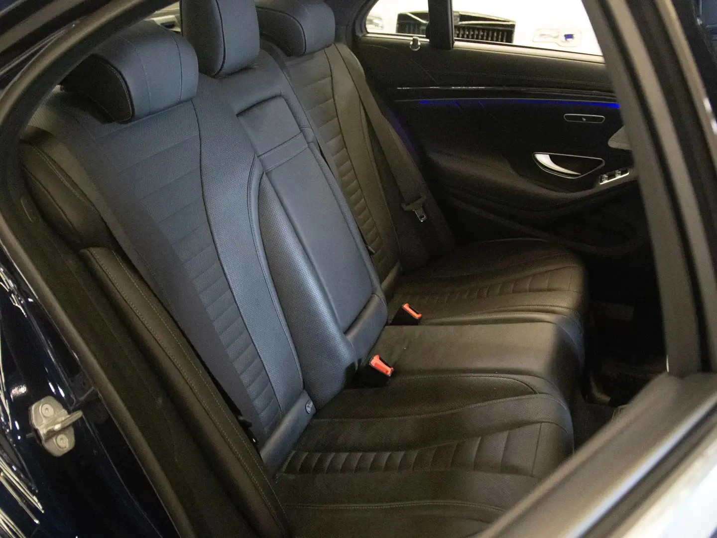 Mercedes-Benz S 560 AMG PREMIUM* Intelligent Drive* Burmester* 360* , снимка 14 - Автомобили и джипове - 55964469