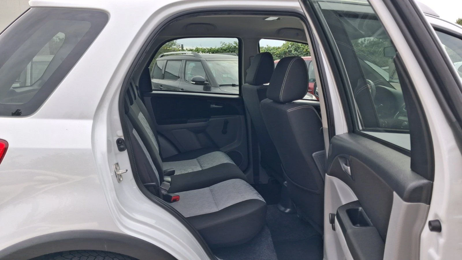Suzuki SX4 1.6i-4x4-BRC | Mobile.bg � ����������� 10