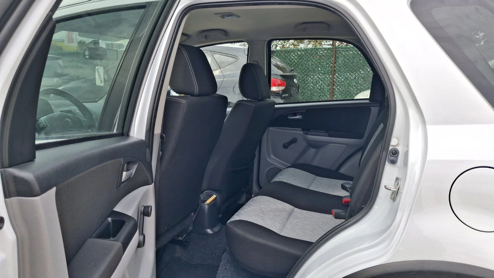 Suzuki SX4 1.6i-4x4-BRC | Mobile.bg � ����������� 8