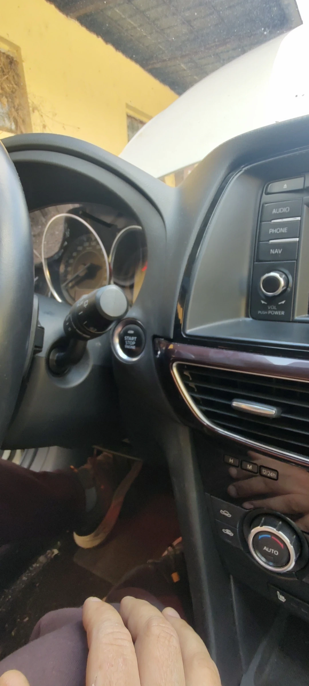 Mazda 6 2.2 175hp, снимка 12 - Автомобили и джипове - 56256806