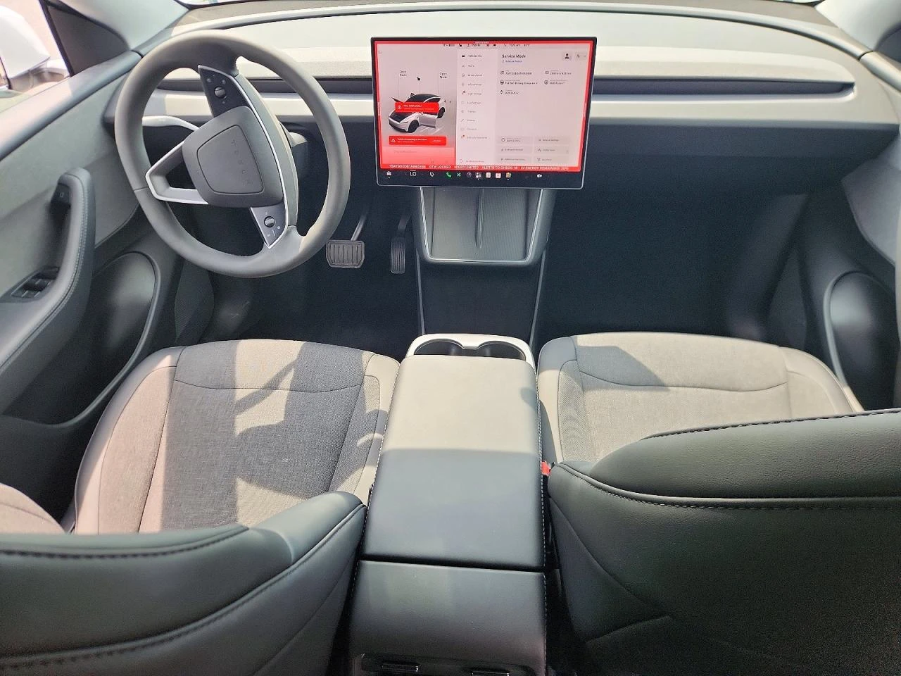 Tesla Model Y STANDARD RANGE PLUS/ТЕРМОПОМПА/RWD/CARFAX, снимка 8 - Автомобили и джипове - 56655392
