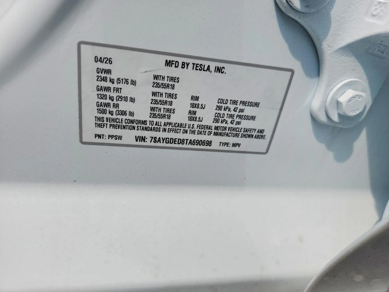 Tesla Model Y STANDARD RANGE PLUS/ТЕРМОПОМПА/RWD/CARFAX, снимка 13 - Автомобили и джипове - 56655392