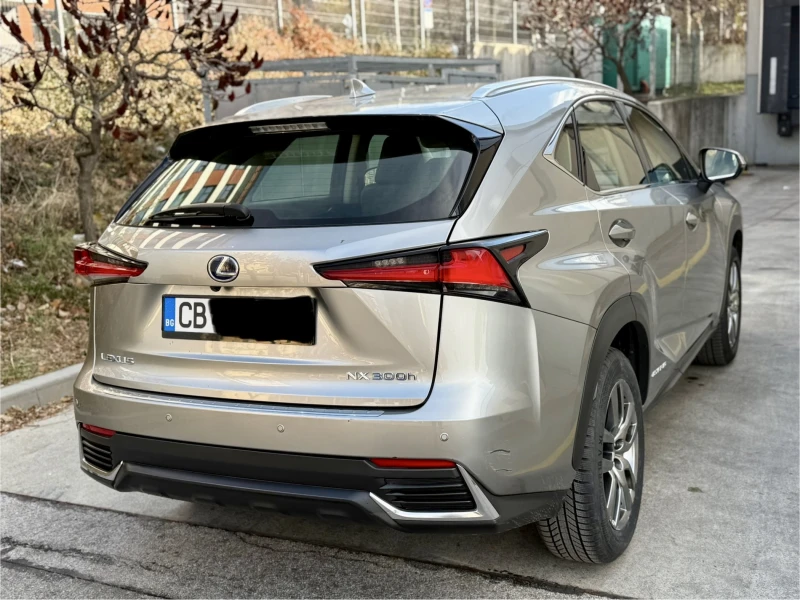 Lexus NX 300h, снимка 4 - Автомобили и джипове - 48274339