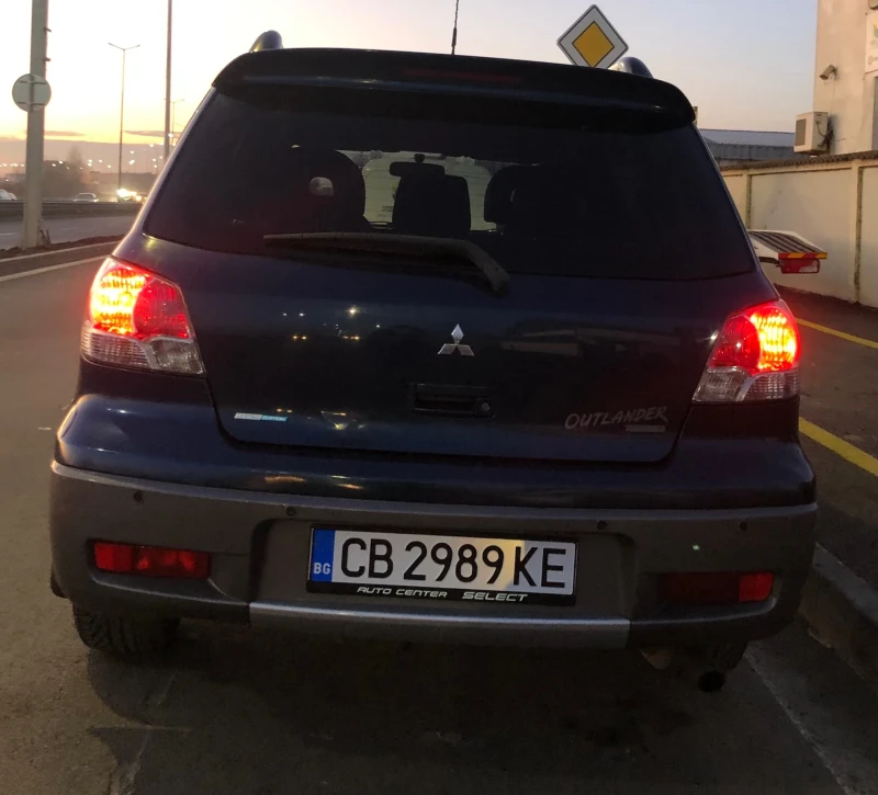 Mitsubishi Outlander 2.4 4х4 Газ/Бензин 160 к.с., снимка 12 - Автомобили и джипове - 48830512