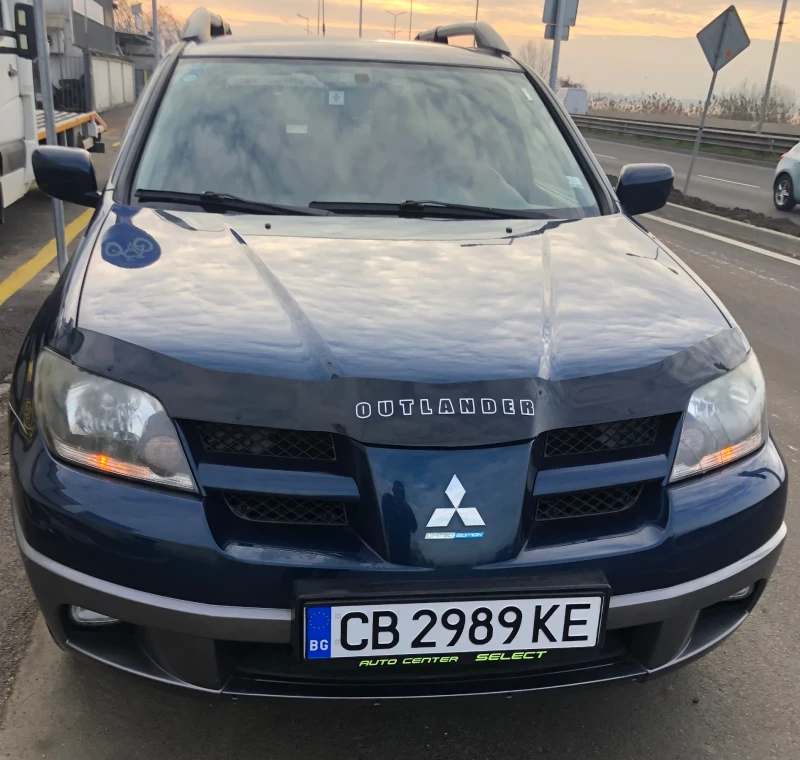 Mitsubishi Outlander 2.4 4х4 Газ/Бензин 160 к.с., снимка 2 - Автомобили и джипове - 48830512