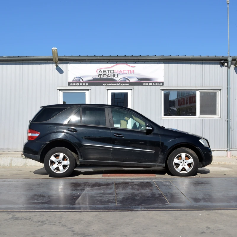 Mercedes-Benz ML 320 3.0 CDI, снимка 3 - Автомобили и джипове - 51768727