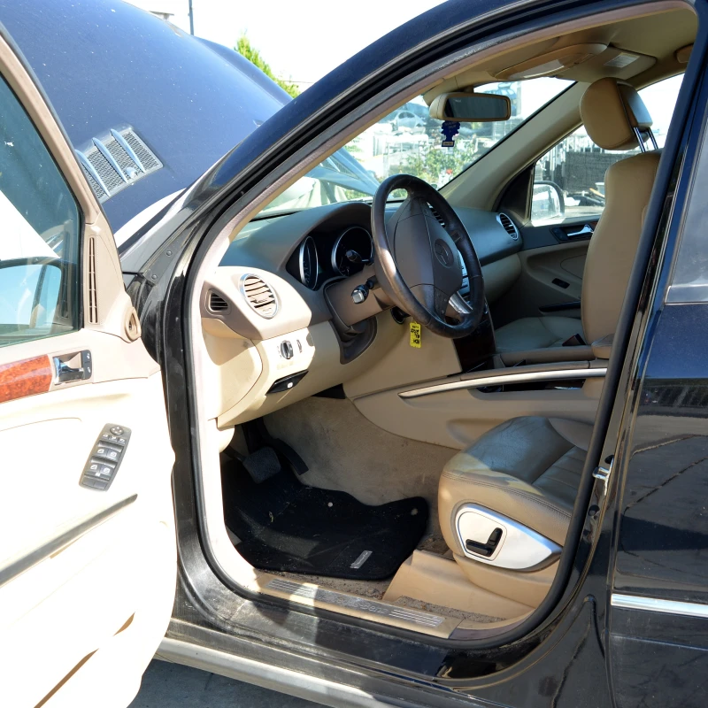 Mercedes-Benz ML 320 3.0 CDI, снимка 6 - Автомобили и джипове - 51768727