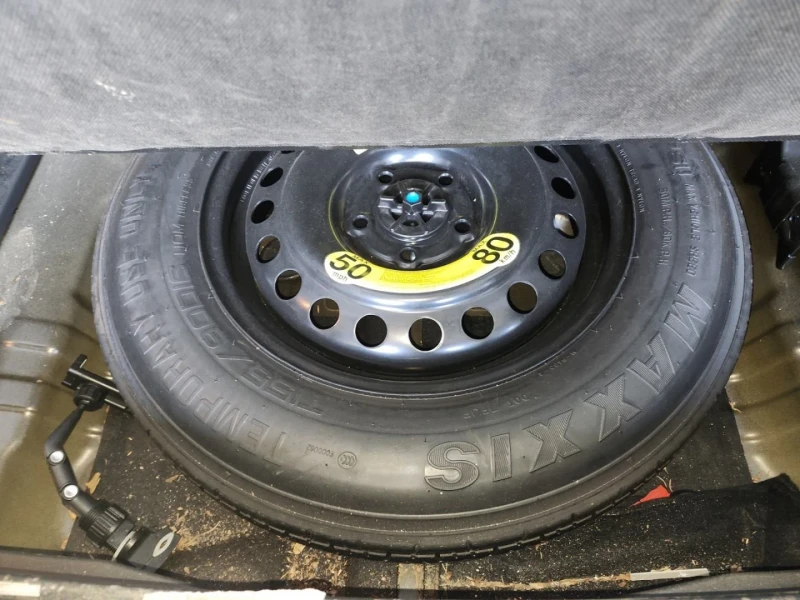 Hyundai Tucson * SE* 4x4* Пано* Подгрев, снимка 16 - Автомобили и джипове - 52317612