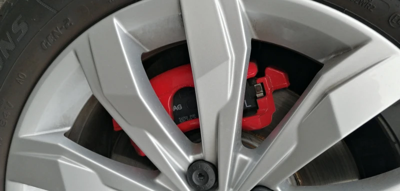 VW T-Roc 1.5 TSI, снимка 11 - Автомобили и джипове - 53005248