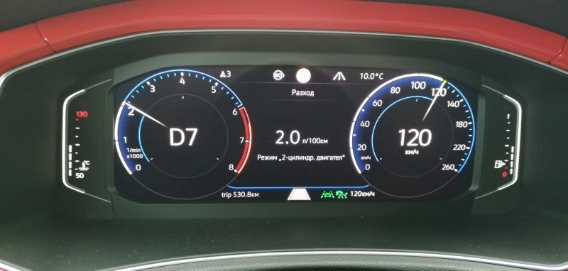 VW T-Roc 1.5 TSI, снимка 10 - Автомобили и джипове - 53005248