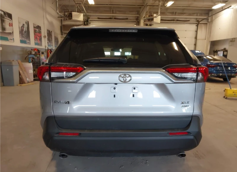 Toyota Rav4 XLE / КОЖЕН САЛОН / ПОДГРЕВИ, снимка 5 - Автомобили и джипове - 53248783