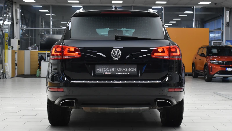 VW Touareg 3.0 TDI V6 4MOTION Automatic, снимка 3 - Автомобили и джипове - 53384058